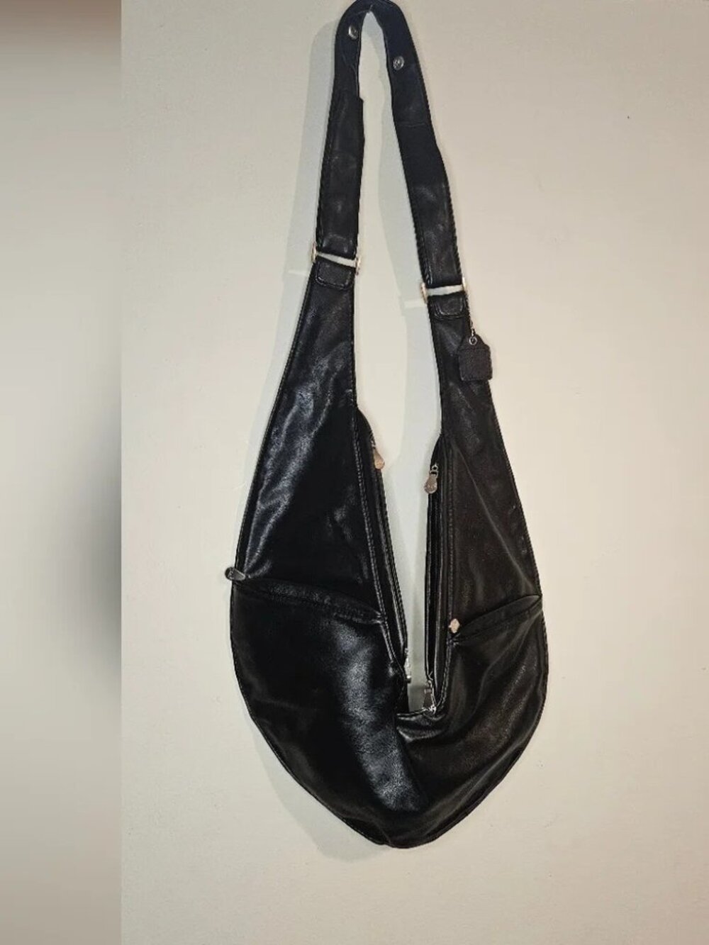 Sash Black Faux Leather Crossbody Bag – Adjustable Snap Strap